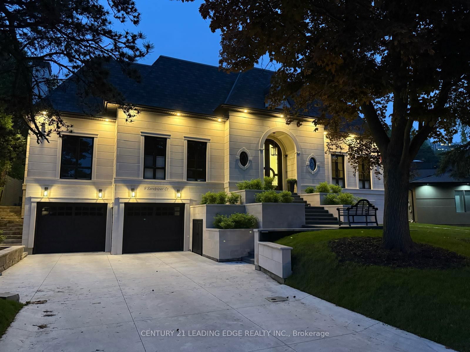 Detached House for sale at 9 Sandpiper Court, Toronto, Parkwoods-Donalda, M3A 3G7 - MLS: C12200633