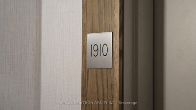 Unit 1910 — 763 Bay St, Toronto - Bay Street Corridor image-0-2