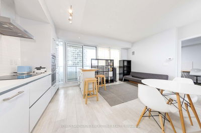 Unit 3511 — 2221 Yonge St, Toronto - Mount Pleasant West image-0-3