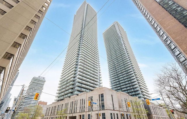602 - 1080 Bay Street