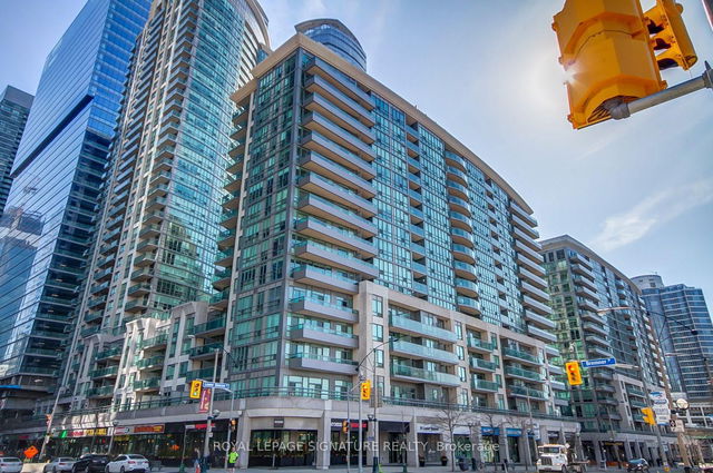 205 - 51 Lower Simcoe Street