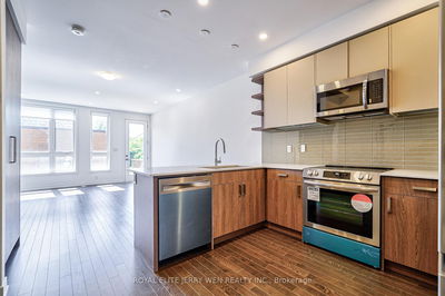 Unit 7 — 70 Green Gardens Blvd, Toronto - Englemount-Lawrence