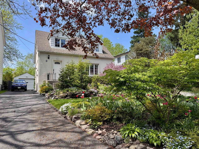 8 Abbotsford Road