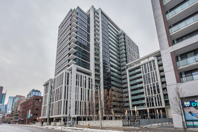 1615 - 400 Adelaide Street