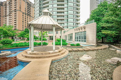 Unit 811 — 60 Byng Ave, Toronto - Willowdale East image-0-3