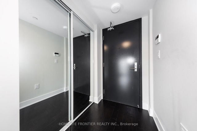 2310 - 955 Bay Street
