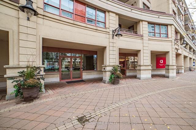 211 - 27 Rean Drive