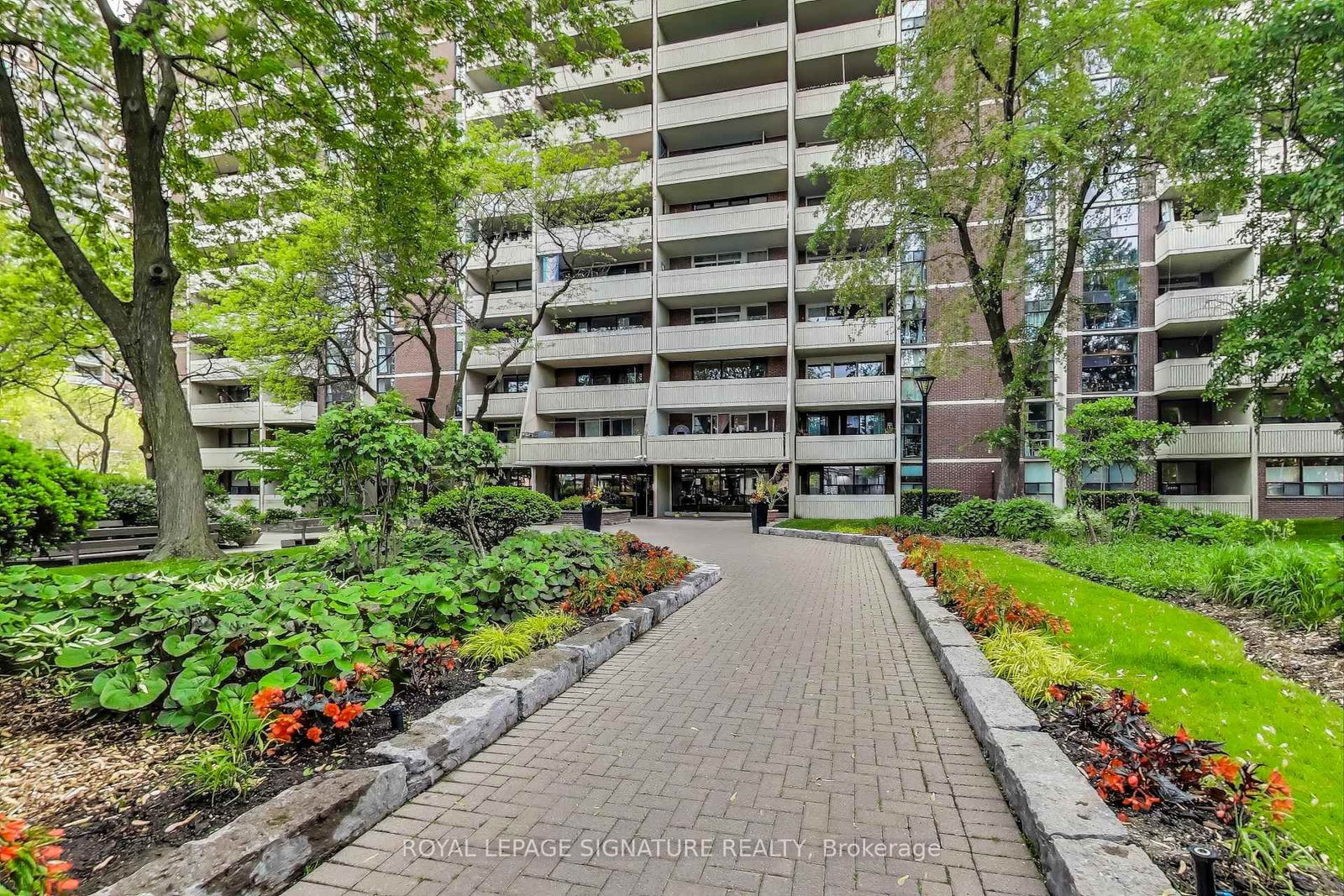 Condo for sale at 807-40 Homewood Avenue, Toronto, Cabbagetown-South St. James Town, M4Y 2K2 - MLS: C12201643