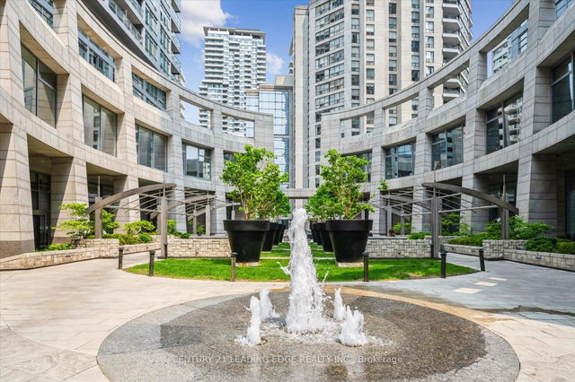 3201 - 2191 Yonge Street