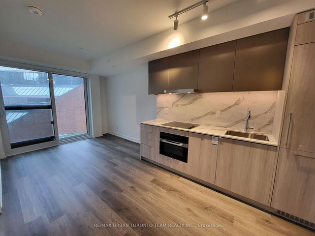 605 - 771 Yonge Street