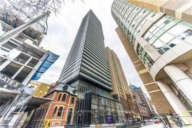 1811 - 15 Grenville Street