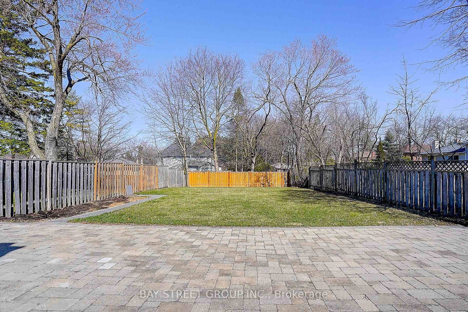 Listing Image 43