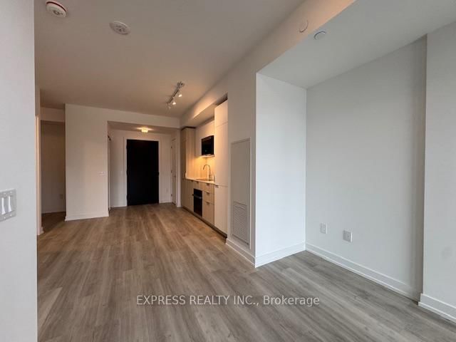 28 Eastern Avenue, Unit 817 - Photo 4