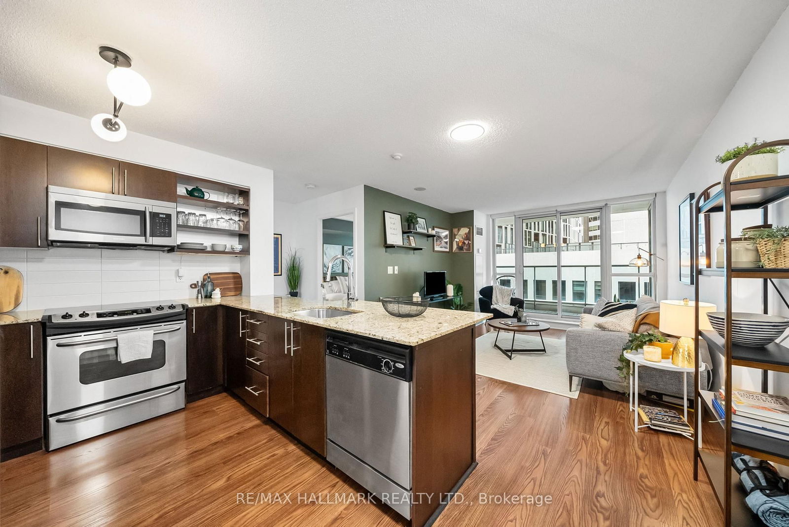 Condo for sale at 903-96 St Patrick Street, Toronto, Kensington-Chinatown, M5T 1V2 - MLS: C12202501