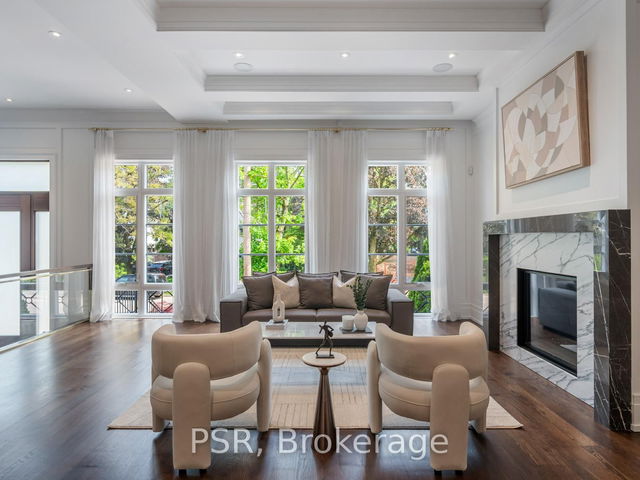 26 Strathearn Boulevard