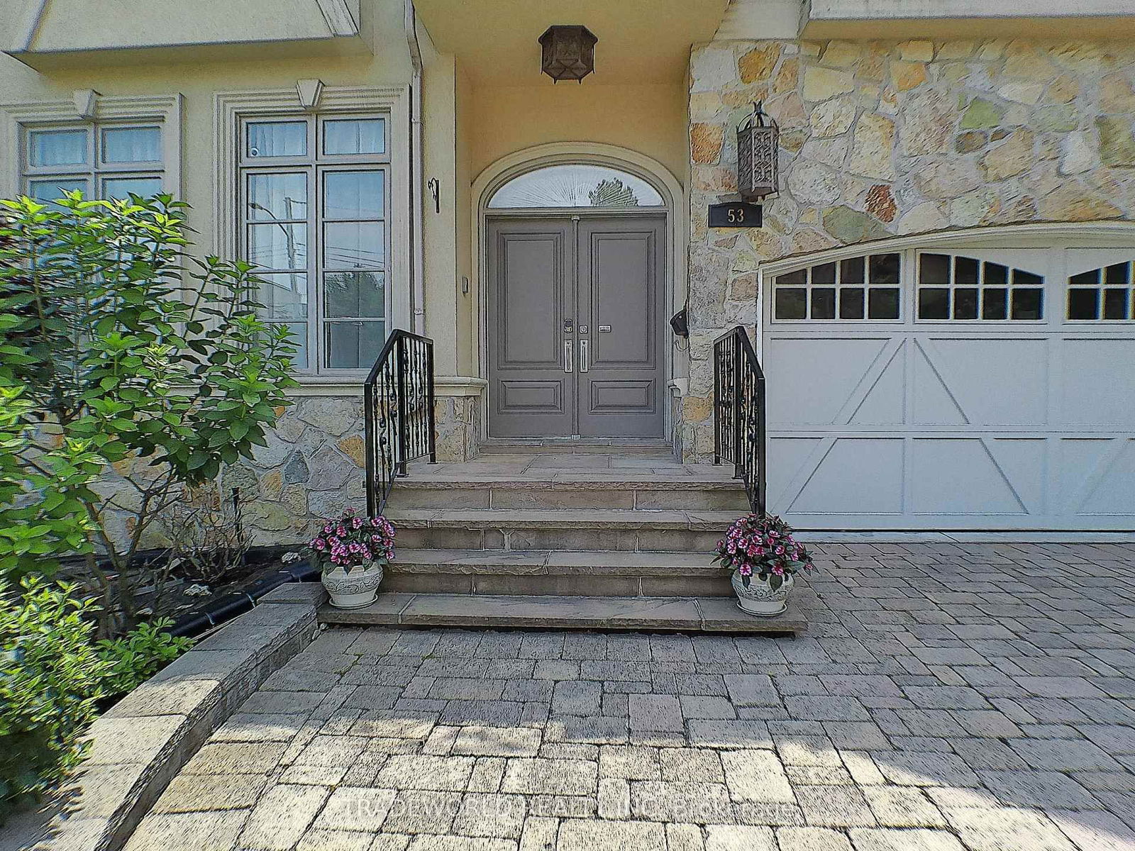 Detached House for sale at 53 McKee Avenue, Toronto, Willowdale East, M2N 4C1 - MLS: C12202829