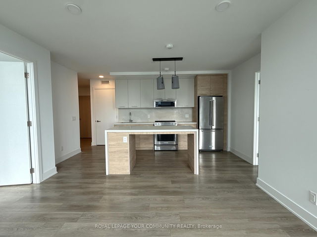 PH02 - 200 Redpath Avenue