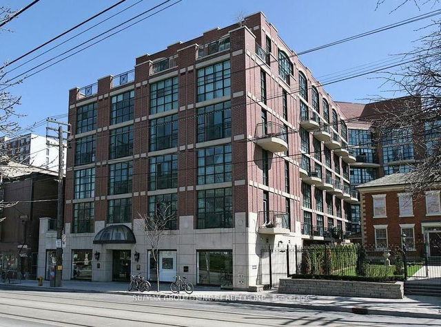 416 - 901 Queen Street