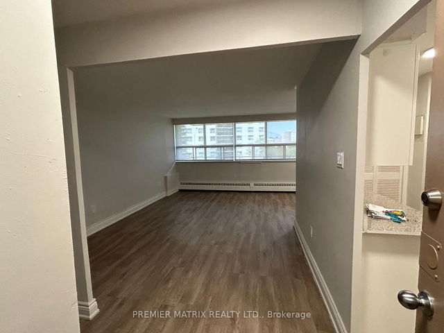 718 - 65 Thorncliffe Park Drive
