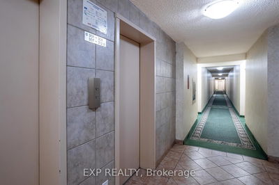Unit 302 — 205 Hilda Ave, Toronto - Newtonbrook West image-0-3
