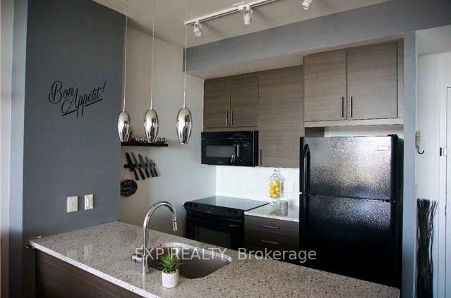 1809 - 70 Forest Manor Road