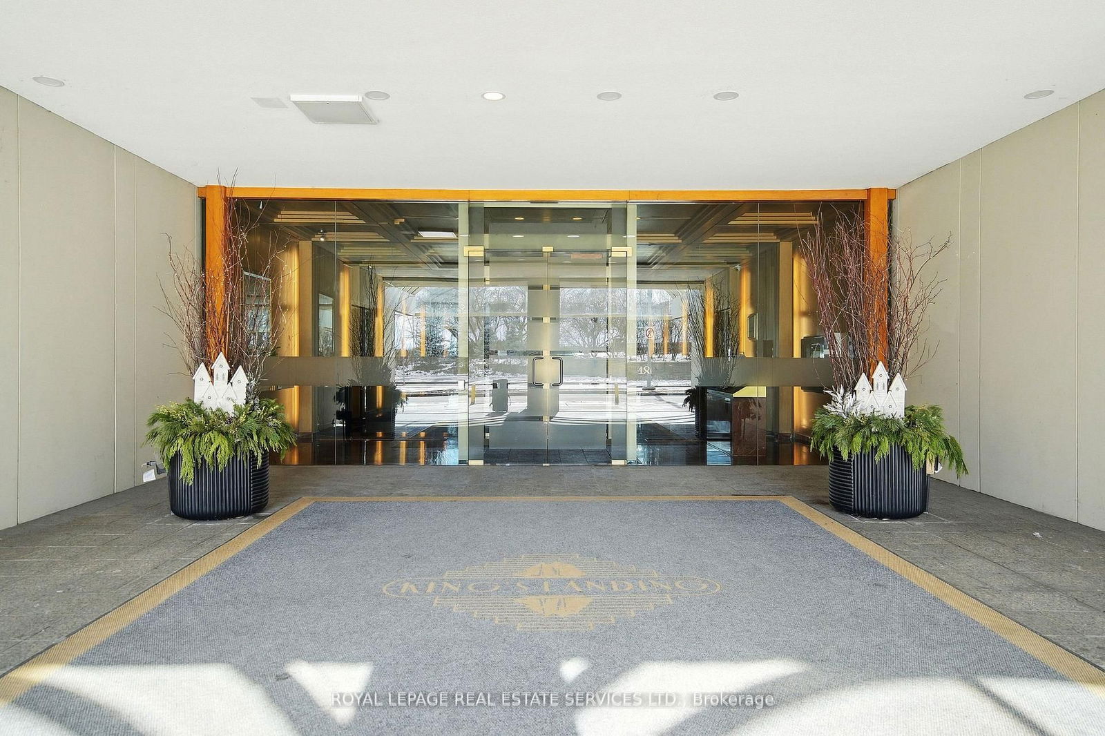 Condo for sale at 601-480 Queens Quay, Toronto, Waterfront Communities C1, M5V 2Y5 - MLS: C12203845