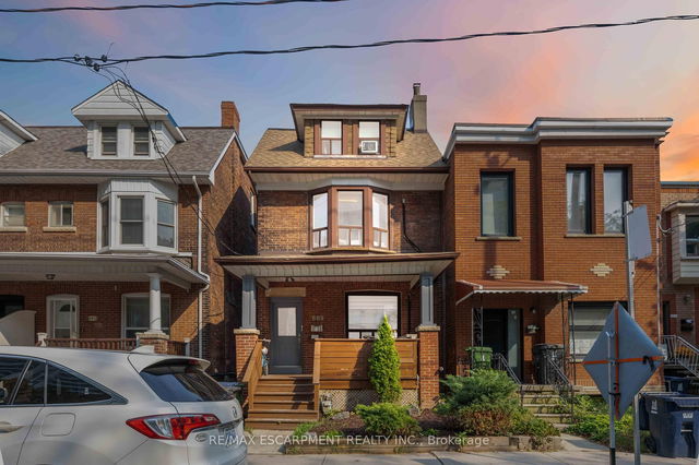 689 Dovercourt Road