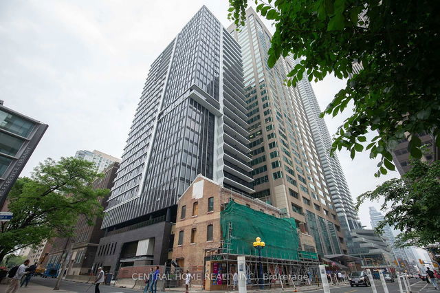 805 - 771 Yonge Street