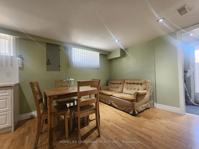 Main & Bsmt - 74 Baroness Crescent