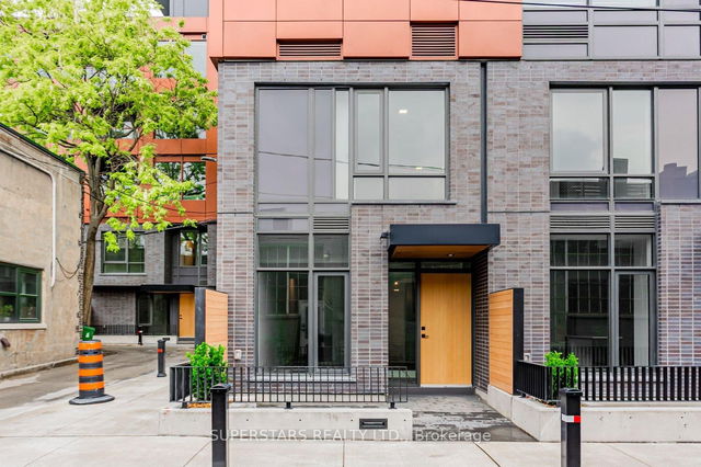 TH109 - 28 Eastern Avenue