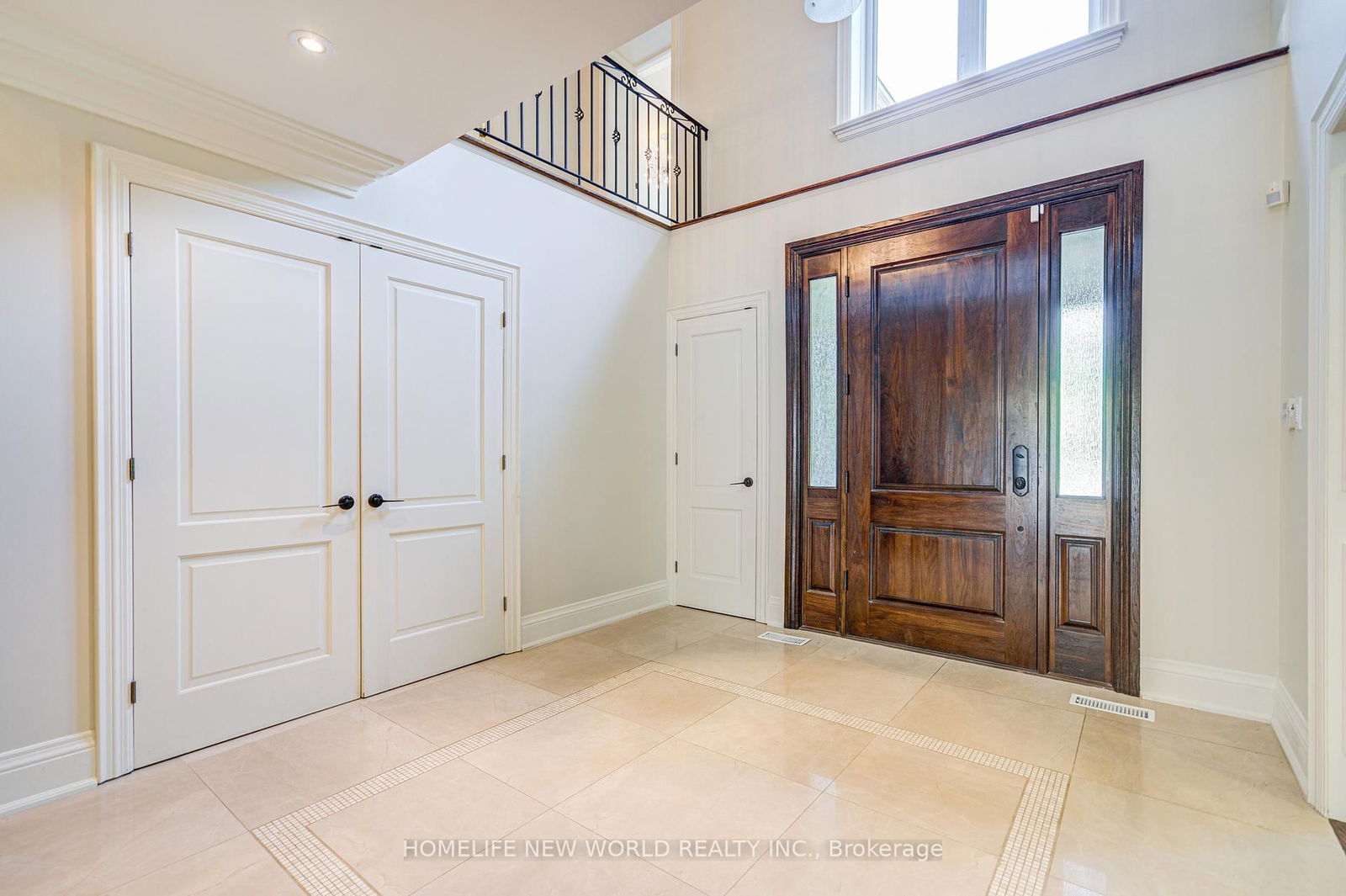 Detached House for sale at 117 Forest Heights Boulevard, Toronto, St. Andrew-Windfields, M2L 2K7 - MLS: C12204348