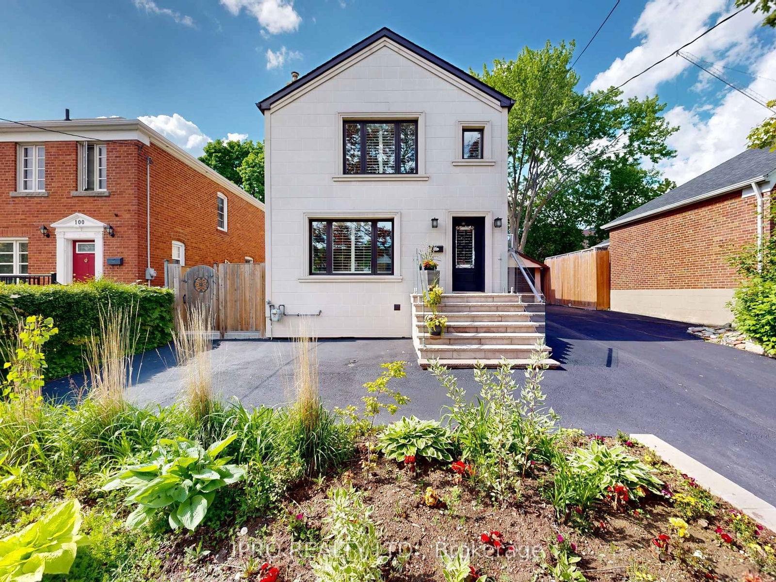 Detached House for sale at 98 Poyntz Avenue, Toronto, Lansing-Westgate, M2N 1J2 - MLS: C12204457