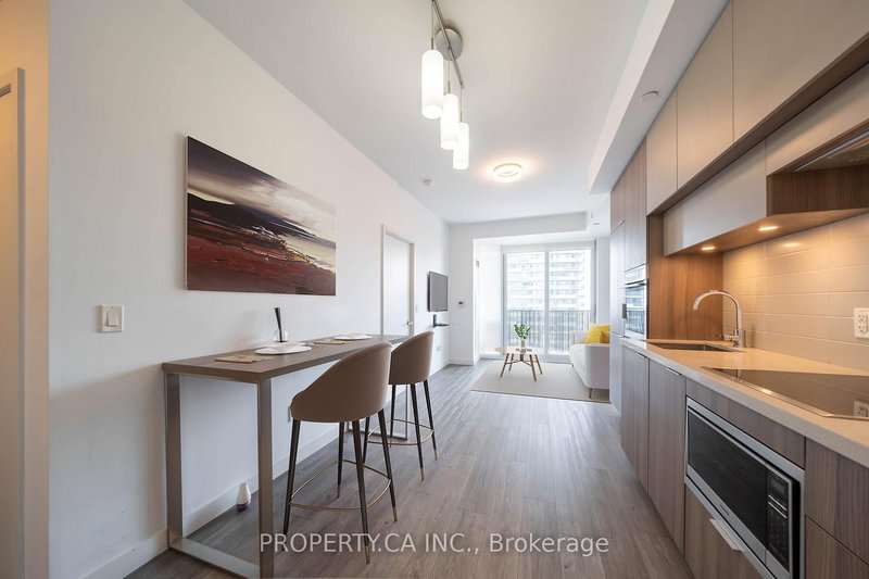1412 - 8 Eglinton Ave E, Toronto, M4P 0C1 | Image 2