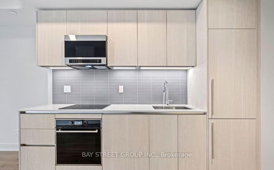 Unit 2009 — 8 Cumberland St, Toronto - Annex image-0-3