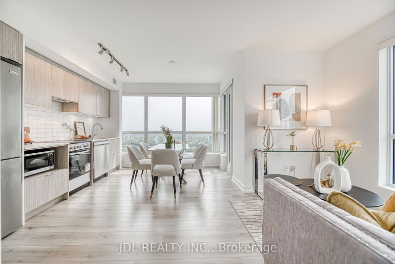 Unit 3910 — 395 Bloor St, Toronto - North St. James Town image-0-0