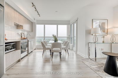 Unit 3910 — 395 Bloor St, Toronto - North St. James Town image-0-2