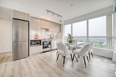 Unit 3910 — 395 Bloor St, Toronto - North St. James Town image-0-3