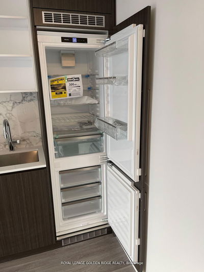 Unit 6712 — 55 cooper St, Toronto - Waterfront Communities C1 image-0-4