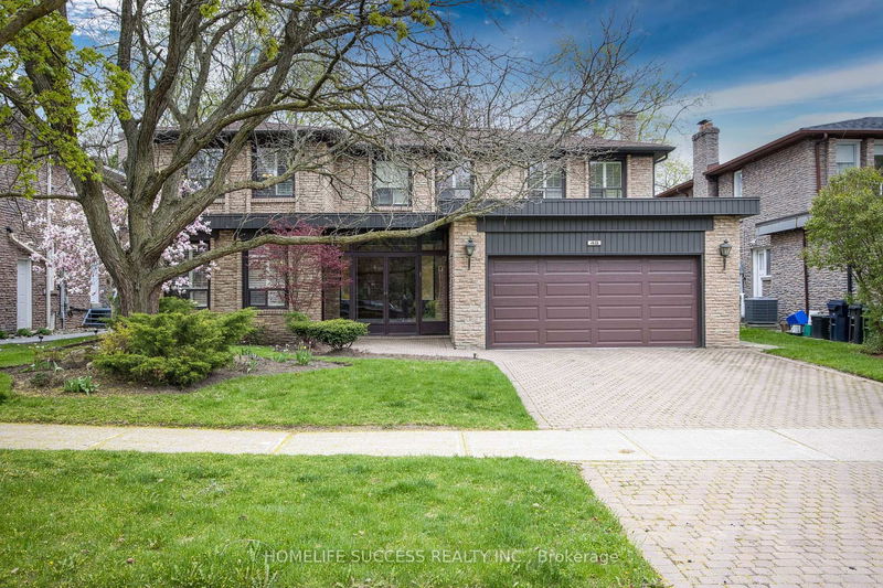 49 Beaverhall Dr, Toronto - St. Andrew-Windfields image-0-0