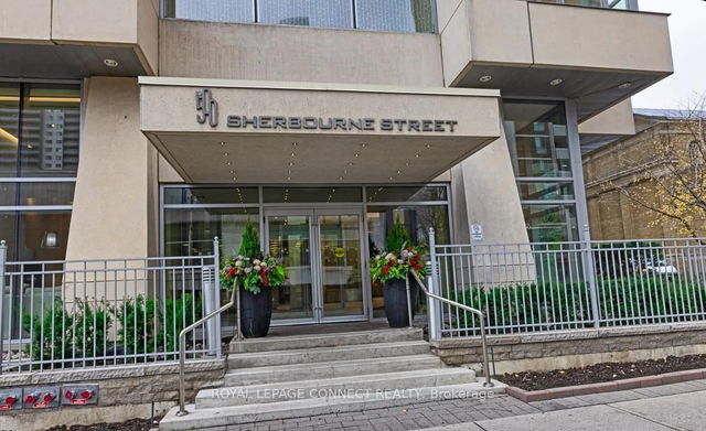 701 - 500 Sherbourne Street