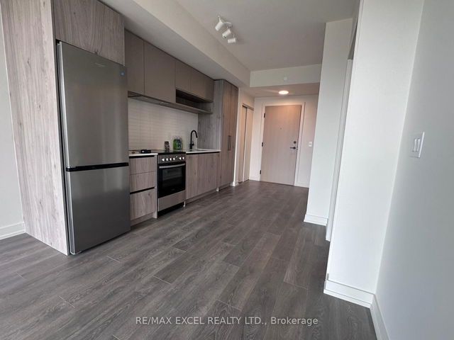 603 - 181 Sterling Road