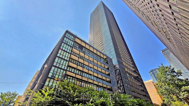 3701 - 101 Charles Street