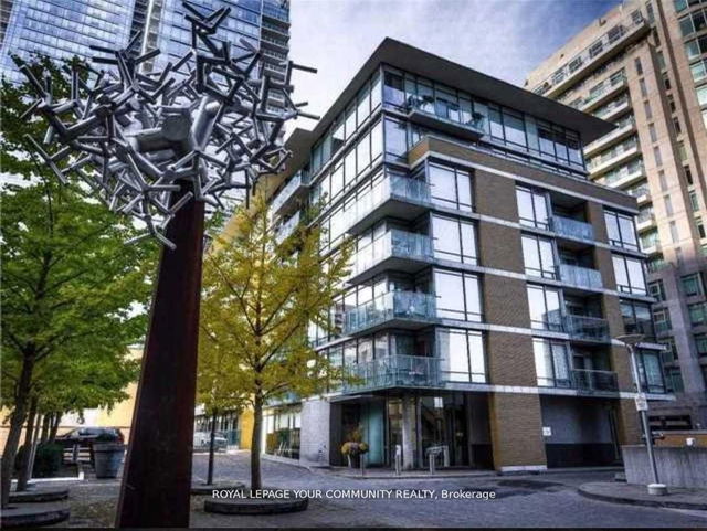 404 - 21 Scollard Street
