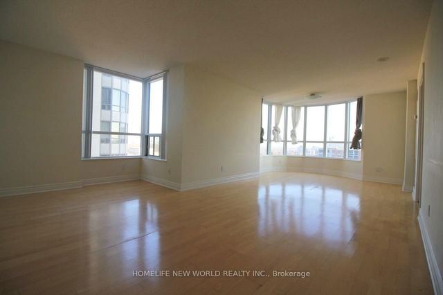 1512 - 5 Northtown Way