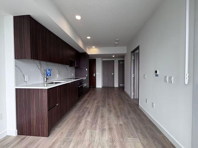 4212 - 1 Concord Cityplace Way