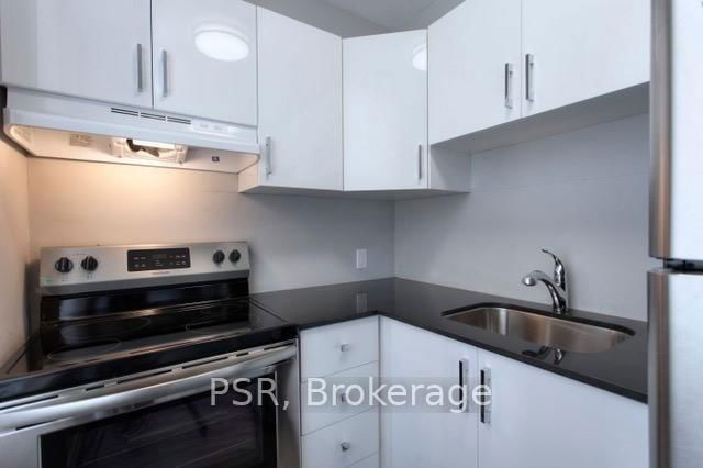 7 - 205 Gerrard Street