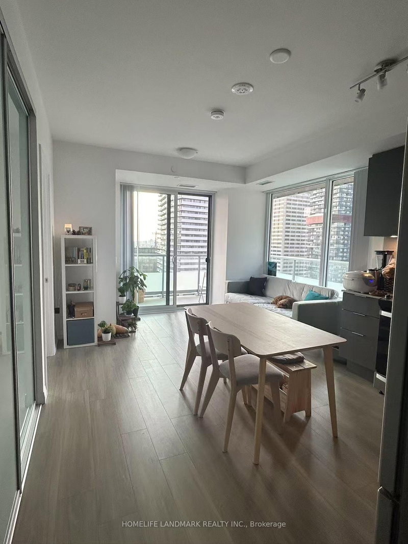 2617 - 50 Dunfield Ave, Toronto, M4S 0E4 | Image 3