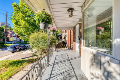 90 Avondale Ave, Toronto - Willowdale East image-0-1