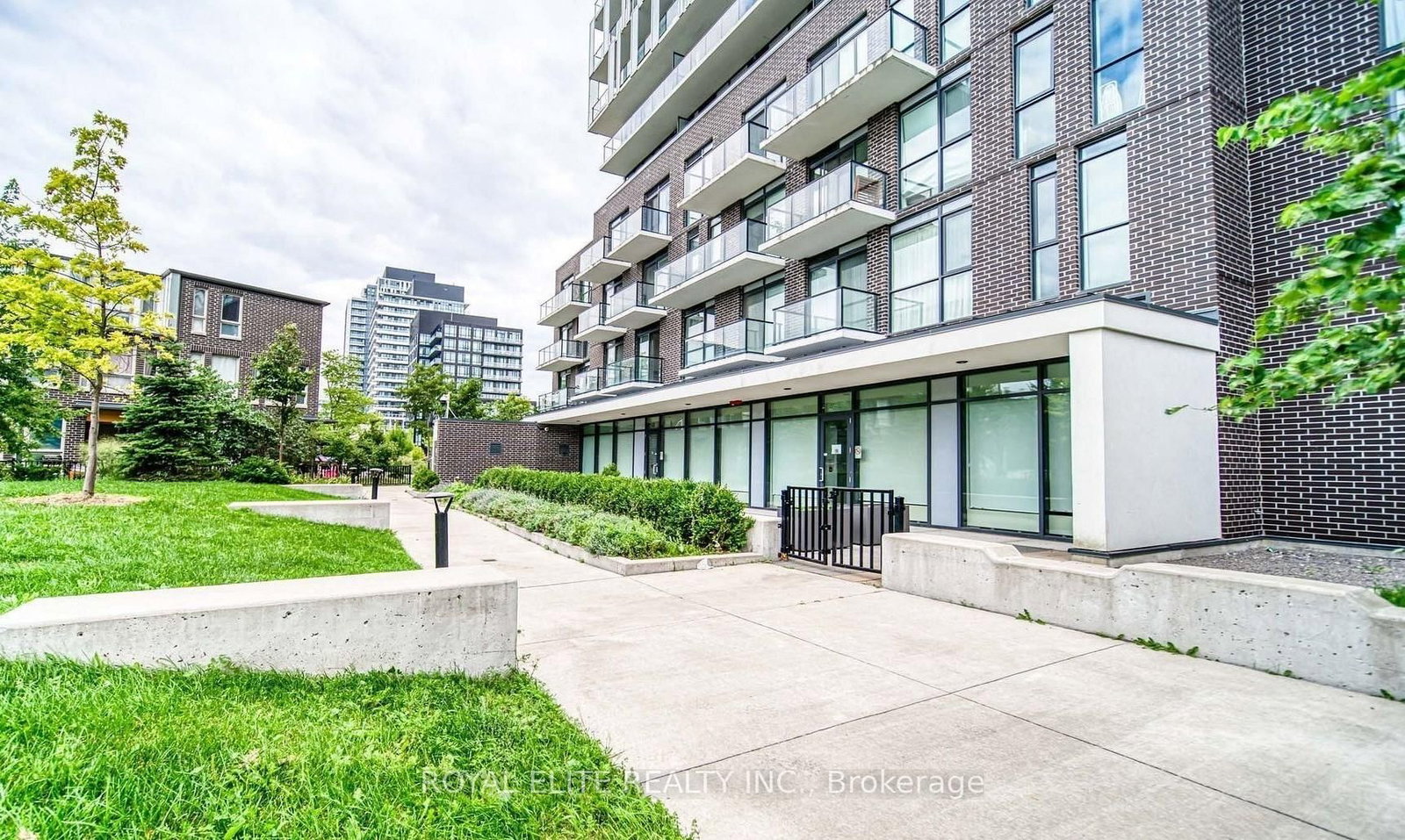 150 Fairview Mall Drive, Unit 1203 - Photo 18