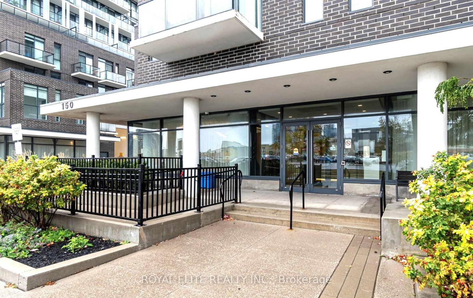 150 Fairview Mall Drive, Unit 1203 - Photo 27